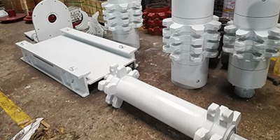 雙志機(jī)械告訴您怎樣生產(chǎn)質(zhì)量好的鍛造刮板、E型螺栓、刮板機(jī)配件